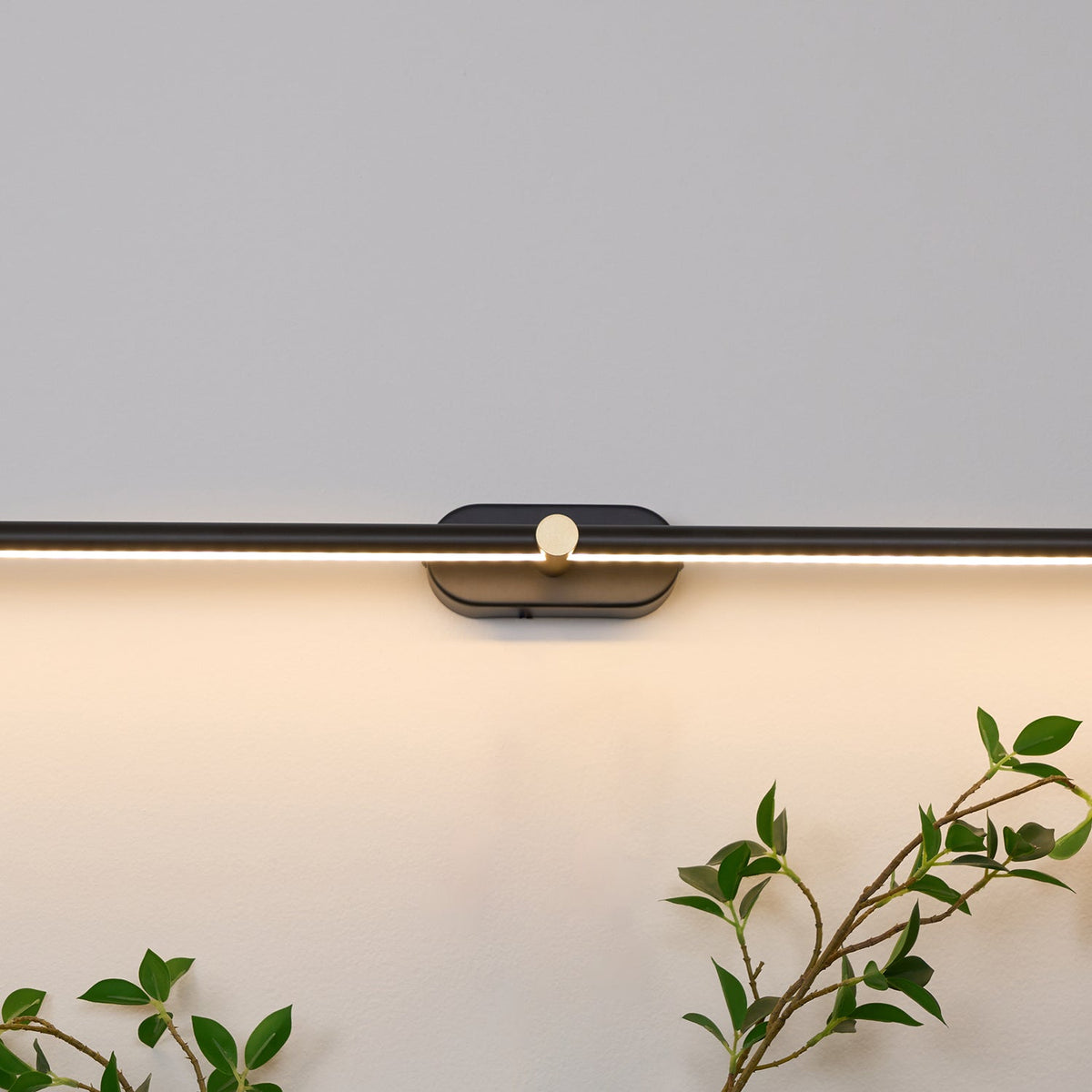 Modern Linear Wall Lamp Slim Minimalist Design