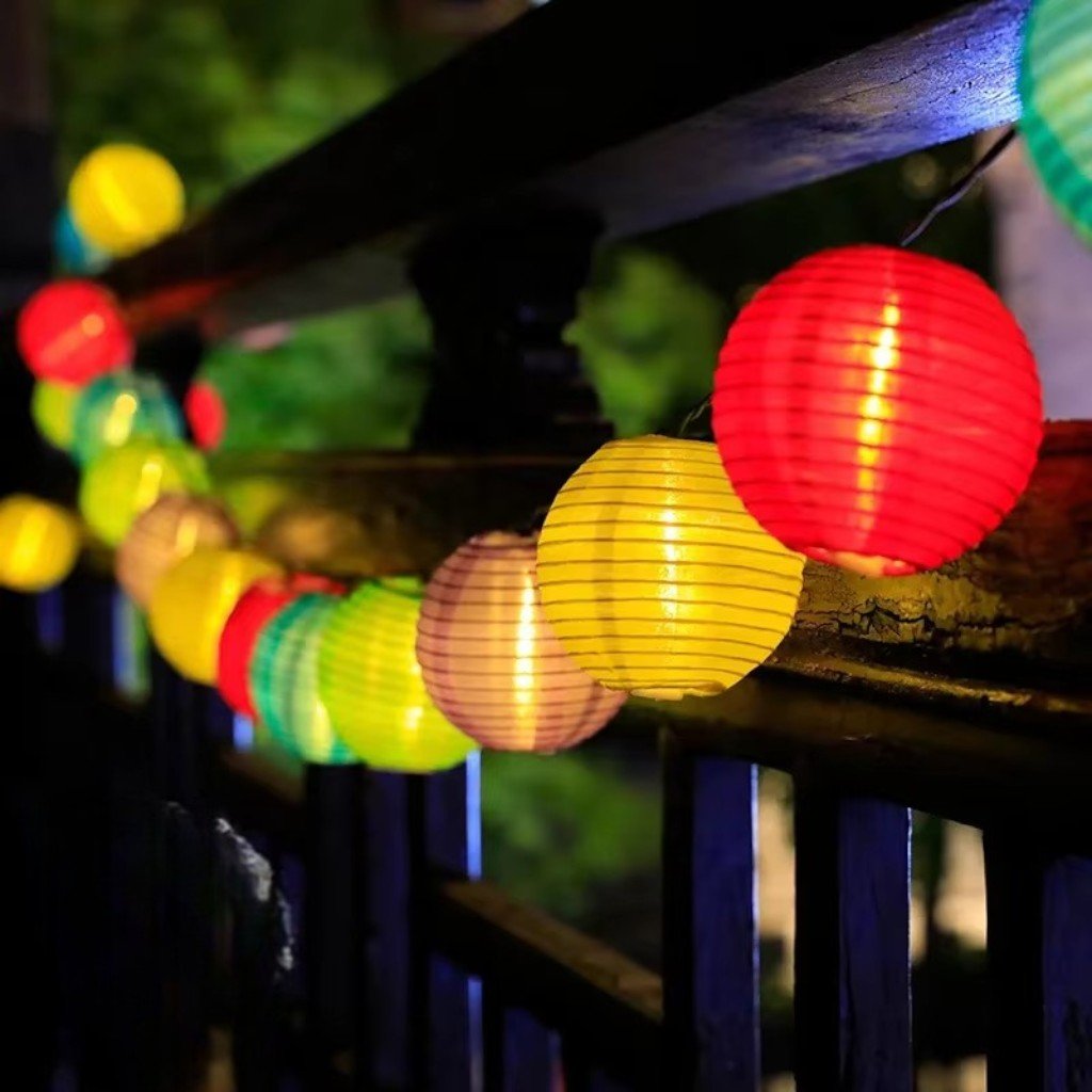 Solar Lantern String Lights — Outdoor Fabric Lantern Lights, 10 to 30 LEDs