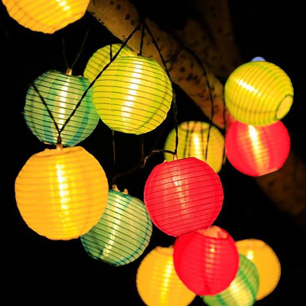 Solar Lantern String Lights — Outdoor Fabric Lantern Lights, 10 to 30 LEDs